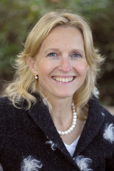 Prof. Dr. Suzanne Pasmans